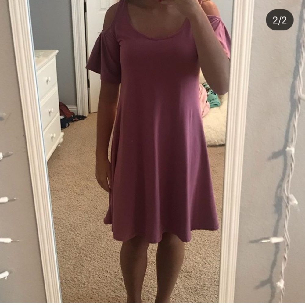 Dress - Picture 2 of 2
